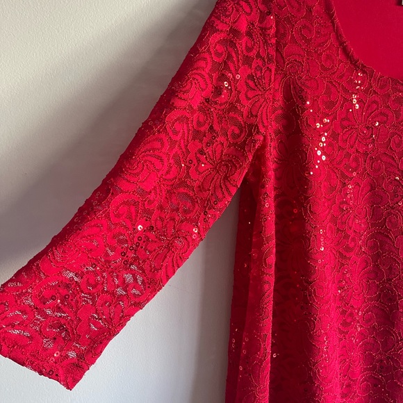 Red Long Tunic Top Size Large New with Tags Lace and Sparkly Sequins overlay - Picture 3 of 5